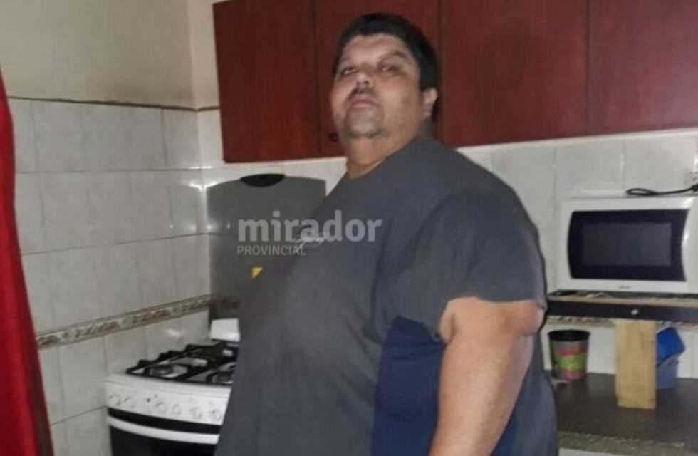 Pesa 350 kilos y pide ayuda porque su corazón y sus huesos "no dan más"