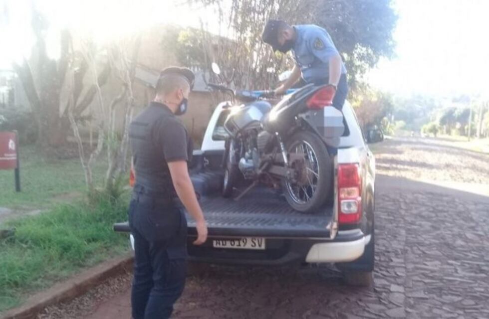 Detenidos y una moto secuestrada en operativos de seguridad