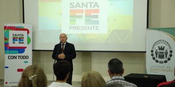 El Gobernador Miguel Lifschitz encabezó en Sunchales la licitación por la readecuación del Canal Norte\nSecretaría de Comunicación Social de Santa Fe