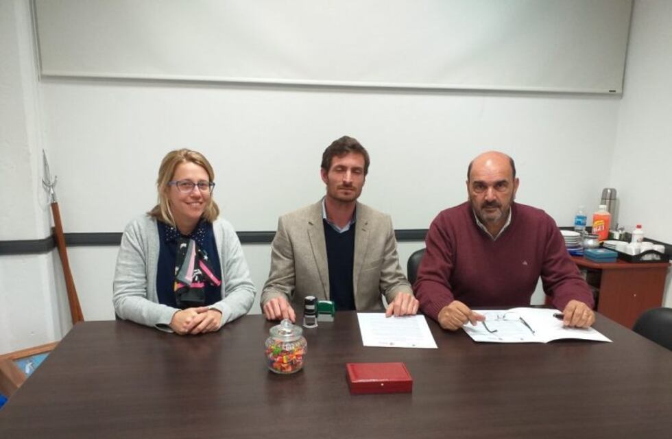 Firman un acuerdo interinstitucional entre la UTN Rafaela y San Vicente