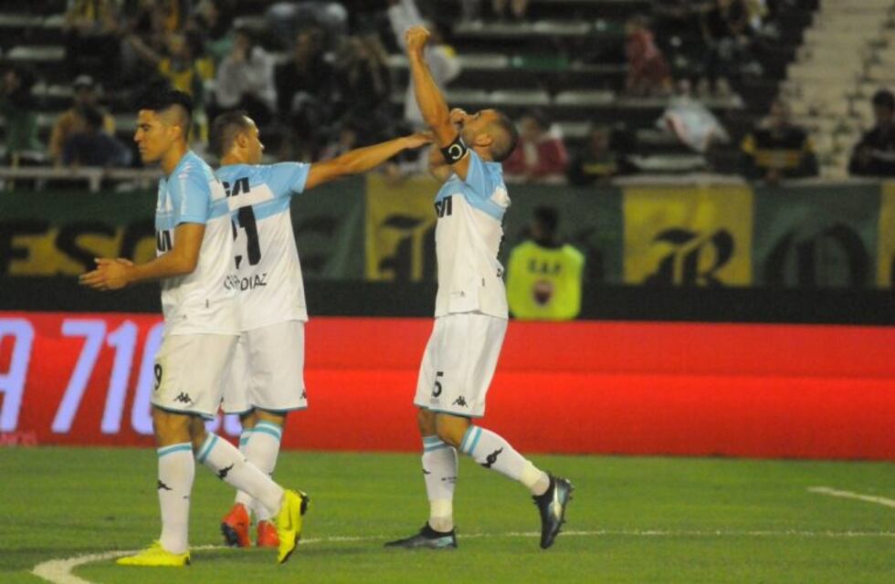 Racing derrotó a Aldosivi y se consolida como líder de la Superliga