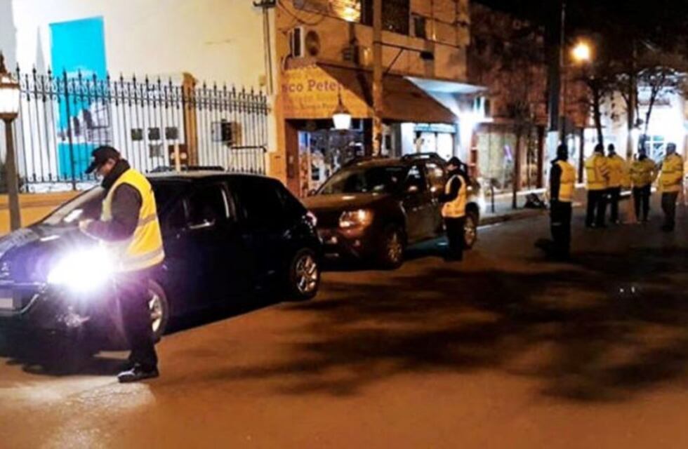 El subdirector de Tránsito Municipal fue atropellado por un auto que se fugó