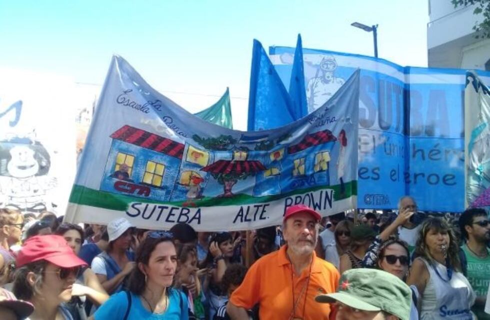 Nación asegura que el acatamiento al paro docente es del 30% en el país