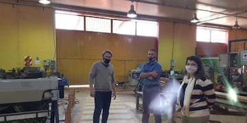 Si bien la escuela está cerrada, los talleres siguen funcionando\u002E