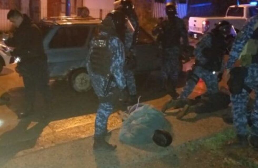 Tres detenidos en Esquel por tenencia ilegal de armas y por efectuar disparos