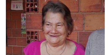 Entraron a su casa para robarle, la golpearon y anoche murió