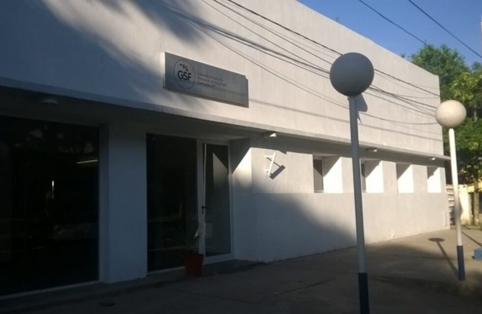 Robo millonario y cruel en Funes: maniataron a un joven con autismo y parálisis motriz