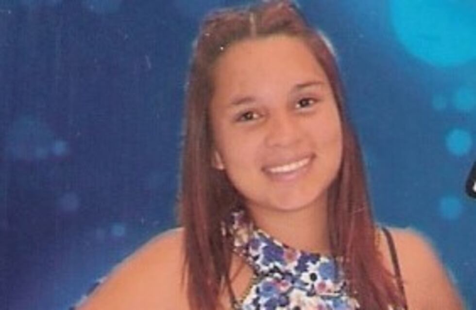 Buscan a una adolescente que desapareció de su hogar el mes pasado en Santa Fe