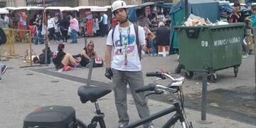Matías, rescatista voluntario de 25 años, pide ayuda para recuperar su bicicleta adaptada que le robaron días atrás\u002E