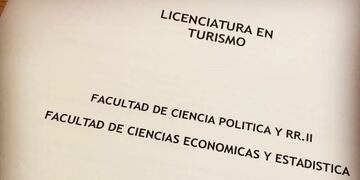 Licenciatura en Turismo en la UNR