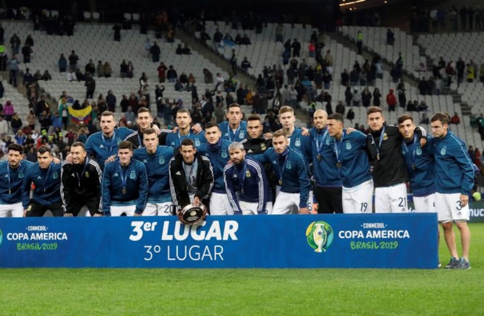 Sin Messi, la Selección Argentina recibió el bronce de la Copa América 2019