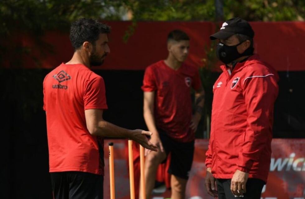 Kudelka se ilusiona con el gran nivel de Scocco