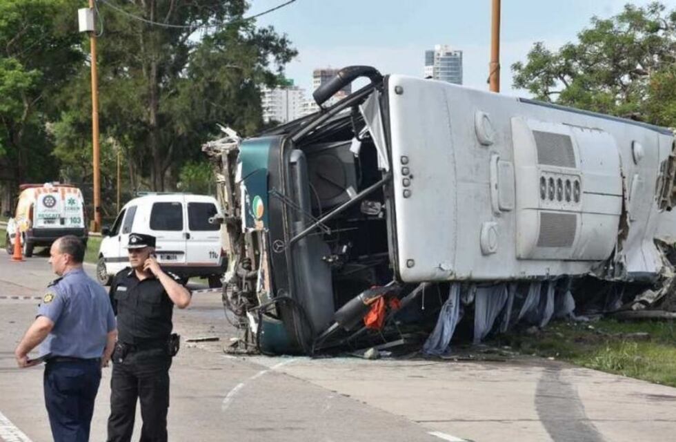 Choque del Tata Rápido: salió a correr y terminó rescatando a una decena de heridos