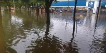 Temporal evacuados Pergamino,Cu00f3rdoba y Santa Fe