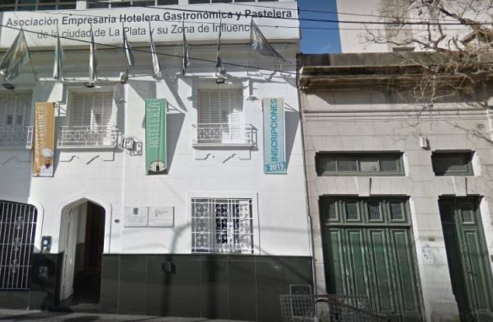 Robo y destrozos en una importante institución de La Plata