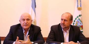 A menos de un mes del recambio, la transición quema\u002E