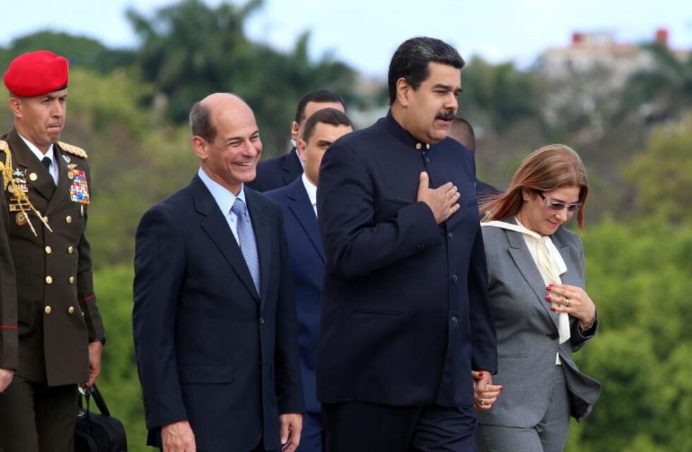 Maduro pidió que la Unasur "debe ser defendida"