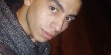 Alan Villouta (21) fue atropellado cuando intentaba cruzar el Acceso Sur\u002E