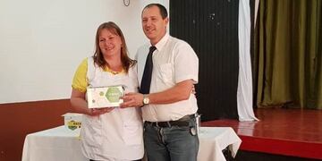 La Escuela de Robótica entregó kits en escuelas primarias de la zona centro