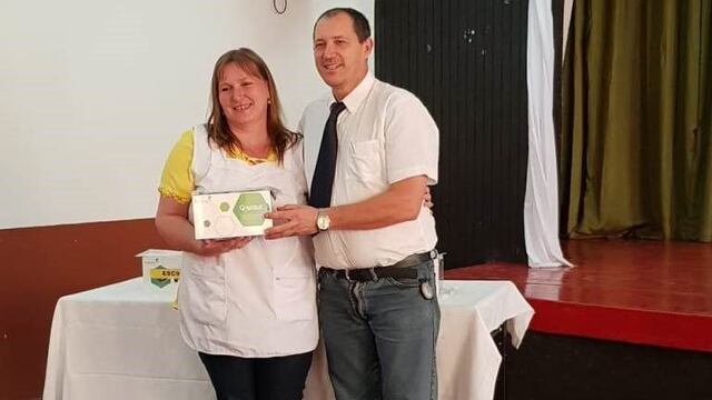 La Escuela de Robótica entregó kits en escuelas primarias de la zona centro
