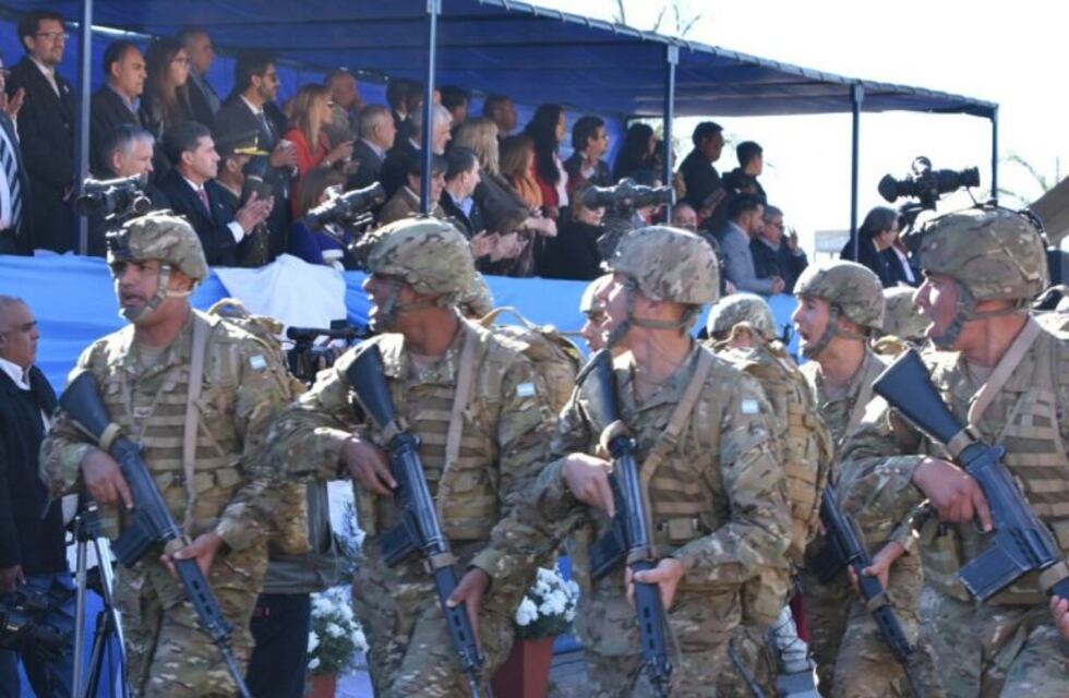 El pueblo riojano festejo los 208 años de aquel primer grito de libertad