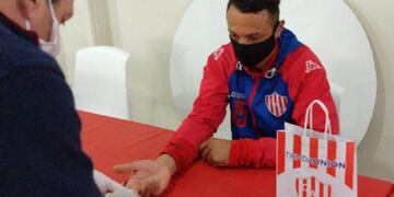 Los futbolistas asistieron por separado y se retiraron sin ducharse\u002E (@clubaunion)