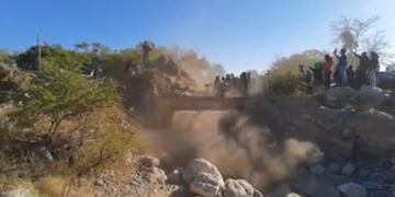 Vecinos derribaron barricadas\u002E