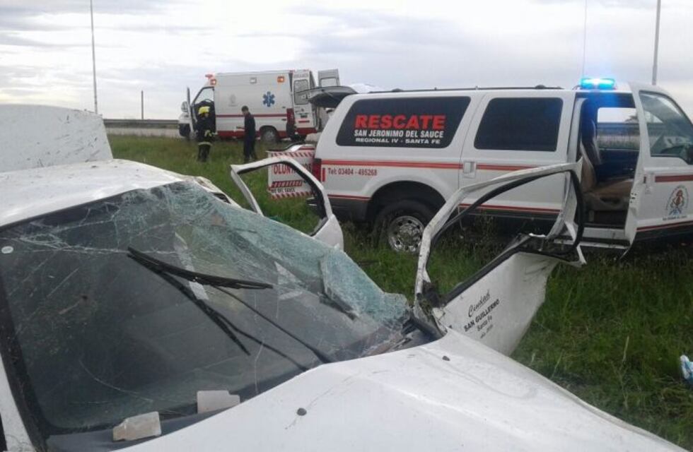 Un violento vuelco dejó a un bebé de un mes en grave estado de salud