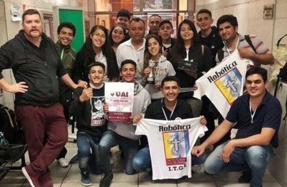 Una escuela de Tafí Viejo se quedó con el segundo puesto en la Olimpíada Argentina de Robótica