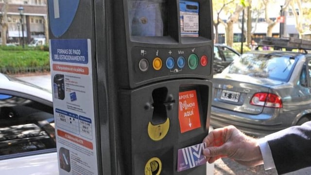 La nueva concesiu00f3n del estacionamiento medido entra en vigencia en junio de 2017.