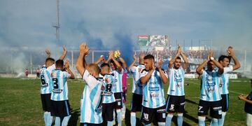 En Nueva Italia quieren desatar un gran festejo, con ascenso incluído\u002E