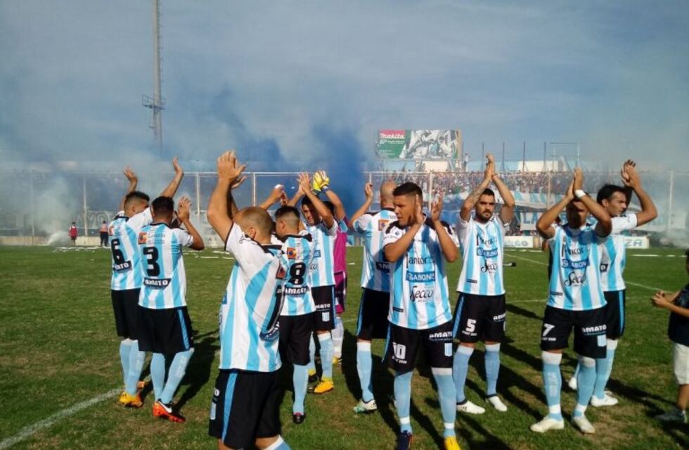 Racing celebra su cumpleaños y el gran regalo sería el ascenso