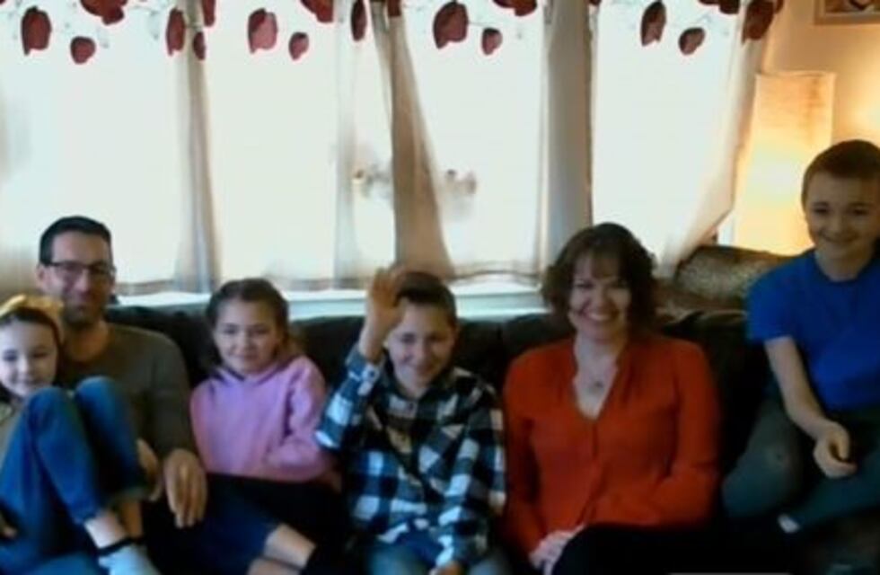 Una familia se volvió viral por recrear un musical de Los Miserables