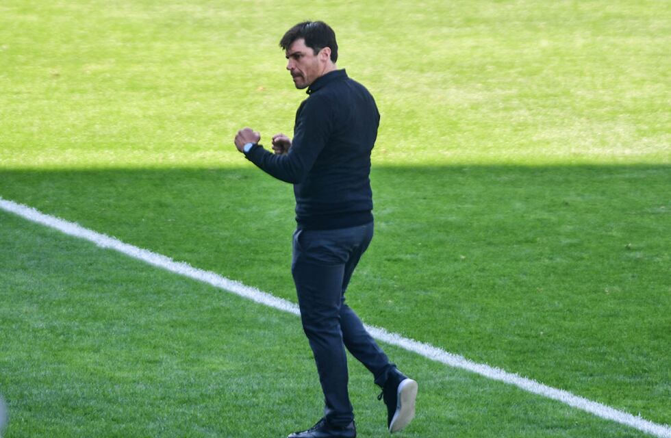 Alexander Medina sigue en silencio en Talleres, el equipo más intenso del fútbol argentino