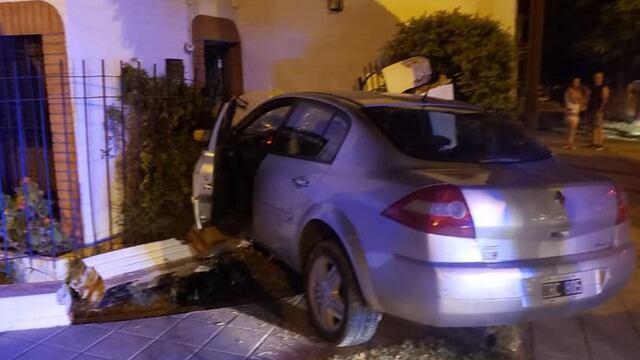 Chocó y salió corriendo