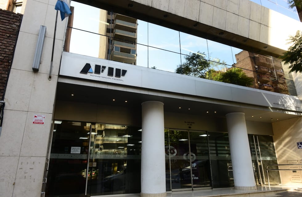 La AFIP investiga a más de 150 monotributistas que compraron entradas para el Mundial de Qatar 2022 y no pueden justificar sus ingresos