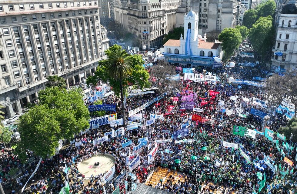 17 de Octubre: demandas al Gobierno en la Plaza de Mayo y reclamo por candidaturas en el acto de la CGT