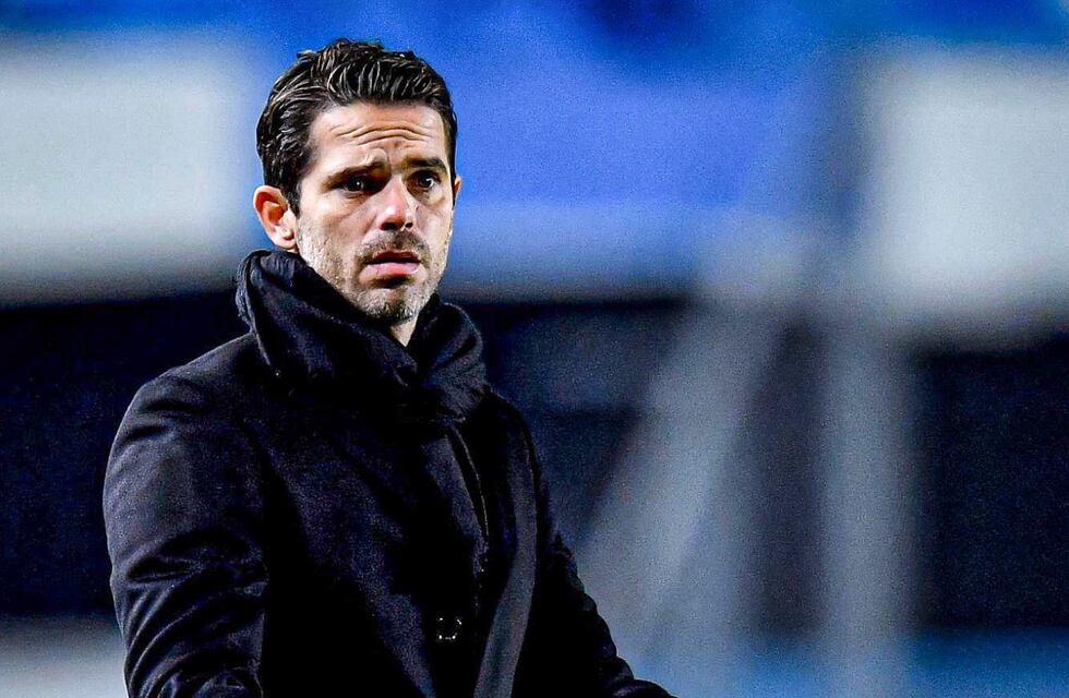 Renunció Gago y ahora Racing busca a otro ex-Boca como DT
