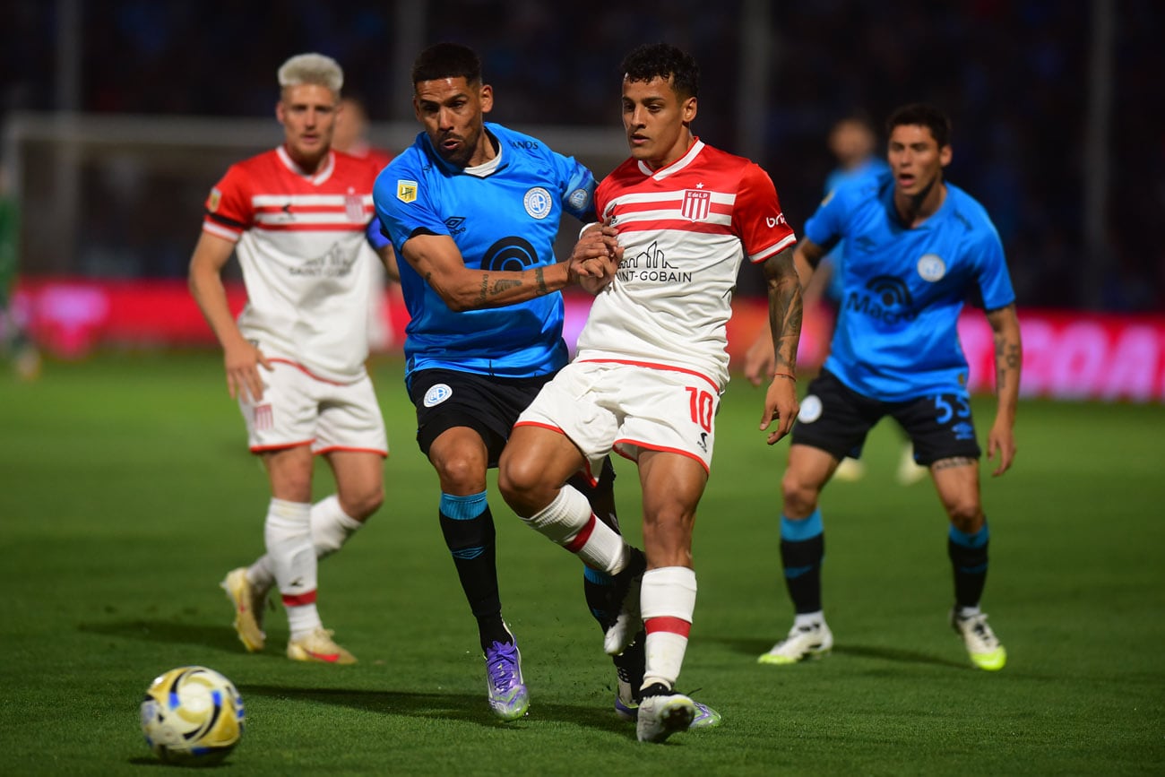 Belgrano empató con Estudiantes de La Plata en Alberdi.  (Nicolás Bravo / La Voz)