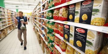 El consumo en hipermercados subió un 8% en el último trimestre