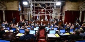 Senadores debaten en sesiu00f3n extraordinaria la modificaciu00f3n del impuesto a las Ganancias