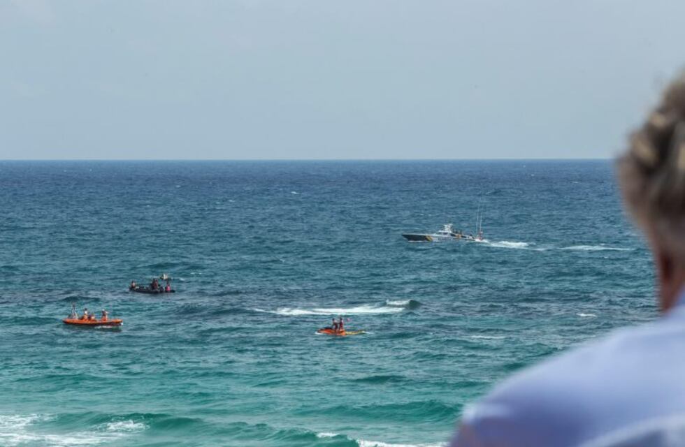 Impactante video: un avión del Ejército del Aire español cayó al mar y murió el piloto