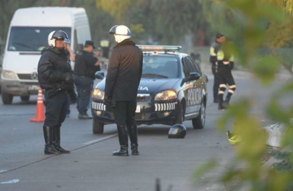 Un soldado alvearense y su compañero están graves tras un choque frontal en la ruta 40