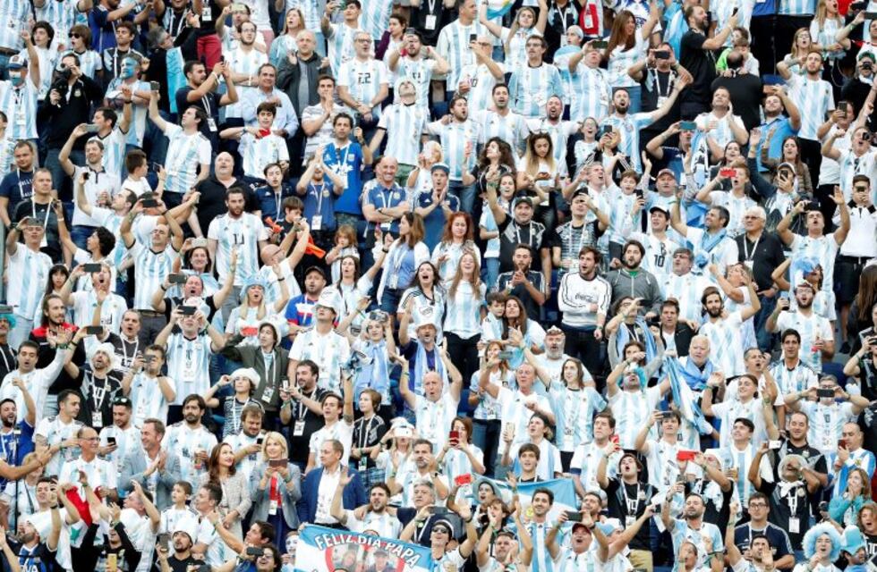 Las mujeres argentinas son más apasionadas en el fútbol que los hombres