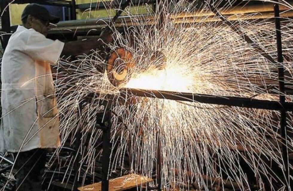 Foro de debate sobre producción y empleo