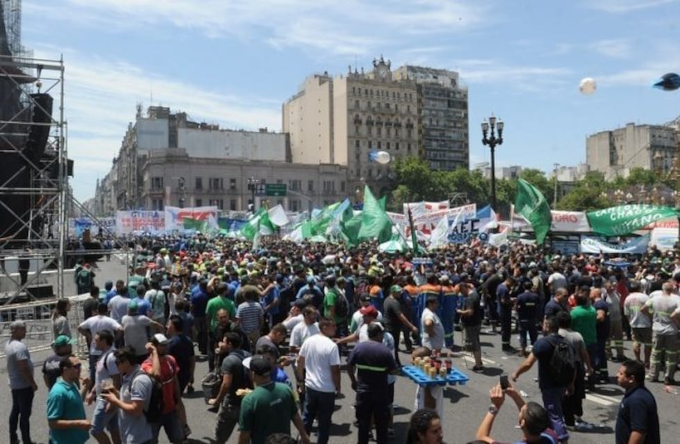 Yasky amenazó con escrachar a los senadores que apoyen las reformas