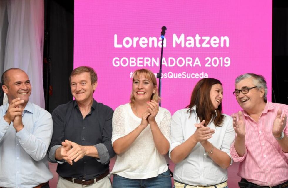 Lorena Matzen cerró su campaña criticando al gobierno provincial y al PJ