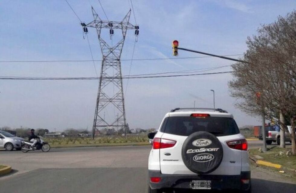 Se habilitaron los semáforos de la Rotonda Oeste tras varios meses en intermitencia