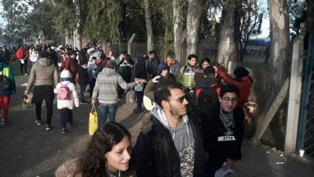 Colas para participar en casting de La Voz Argentina