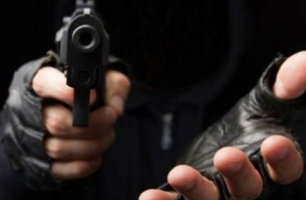 Un robo a mano armada en una despensa en Arroyito